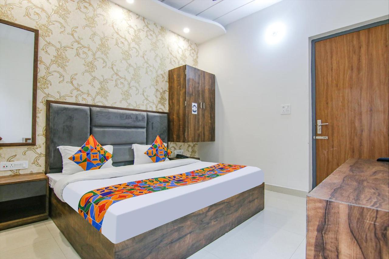 Fabhotel Prime Taj Castle Amritsar Exterior photo