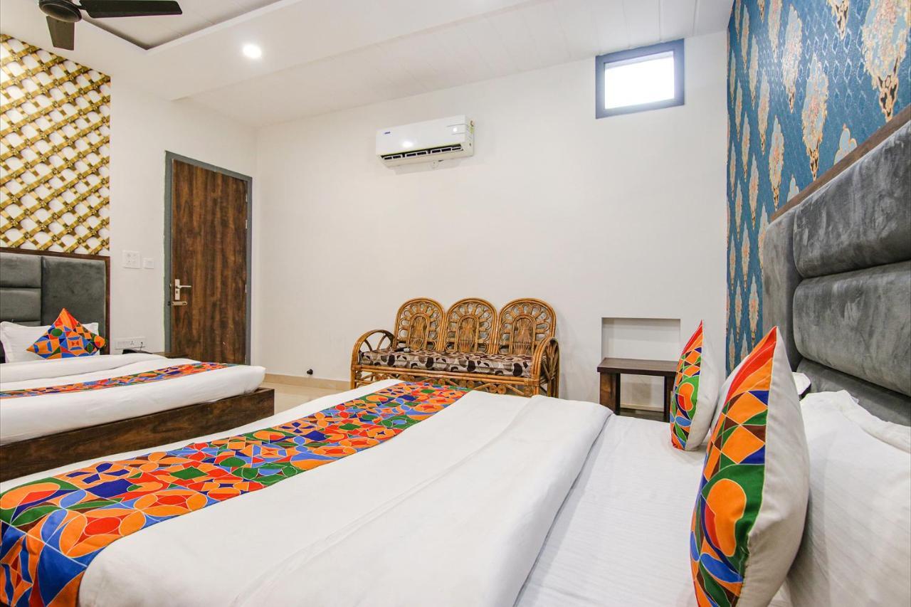 Fabhotel Prime Taj Castle Amritsar Exterior photo