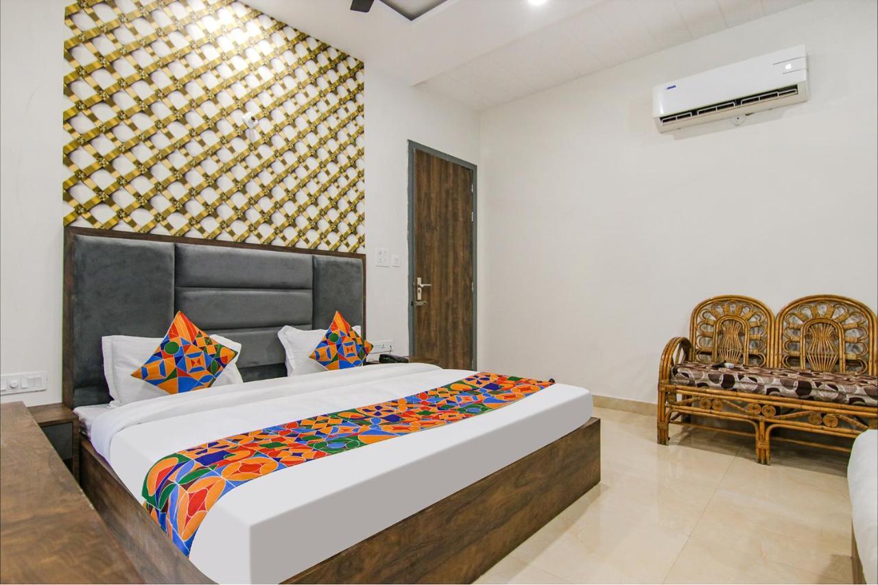 Fabhotel Prime Taj Castle Amritsar Exterior photo