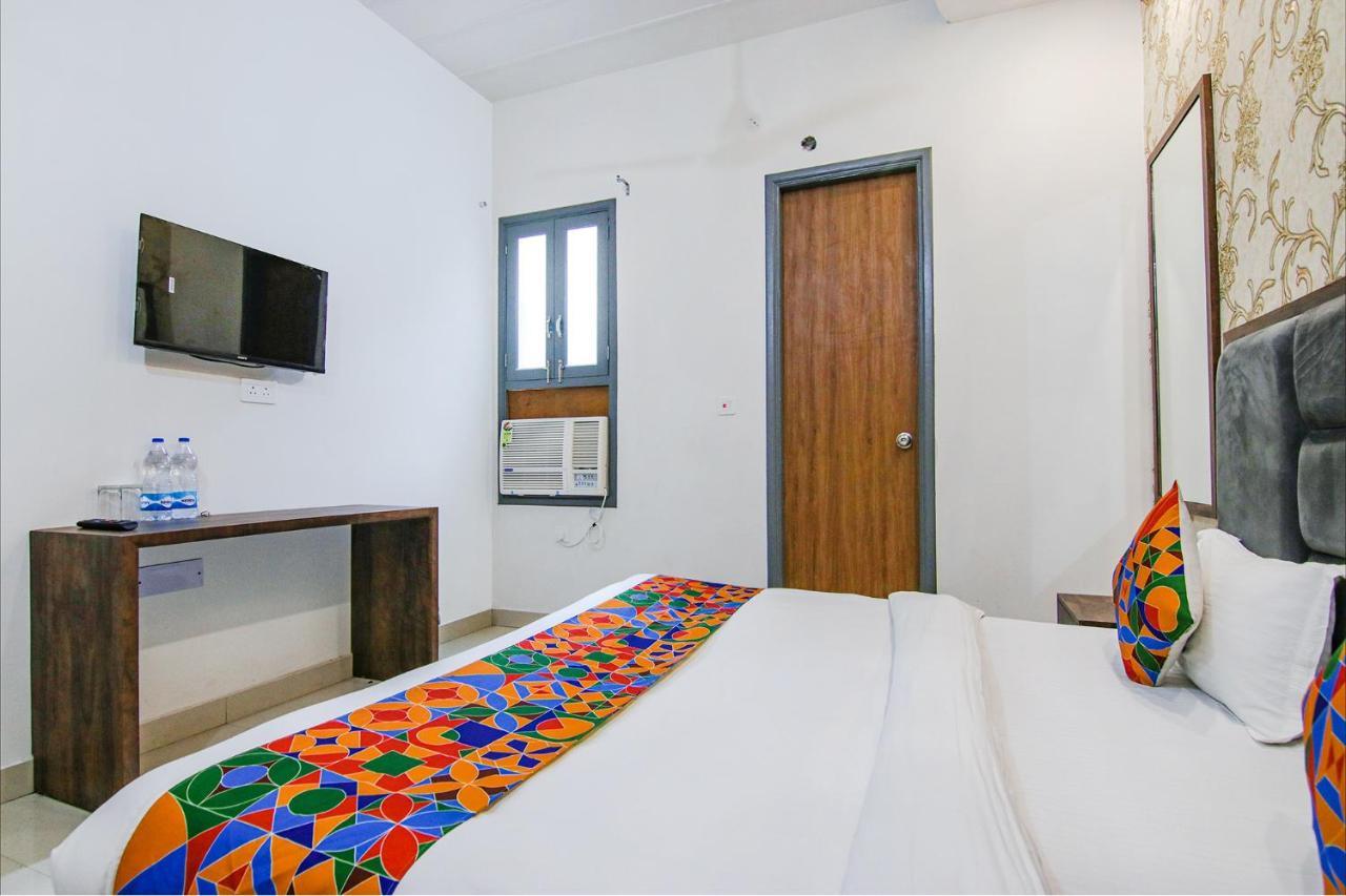 Fabhotel Prime Taj Castle Amritsar Exterior photo